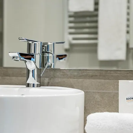 Inf46p - Spacious In Apartment *