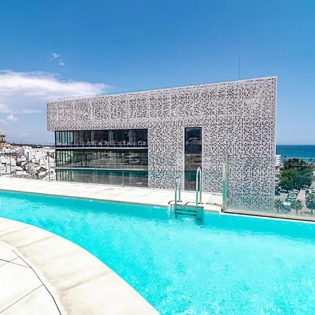 Inf4.6p - Spacious In Estepona