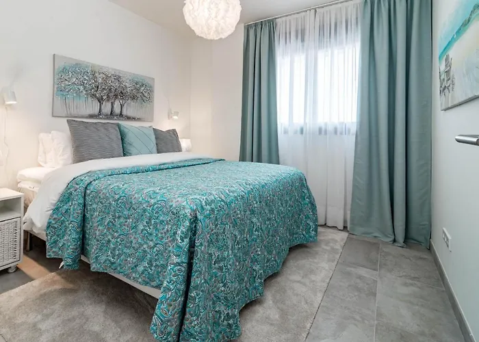 Apartment Inf4.6p - Spacious In Estepona