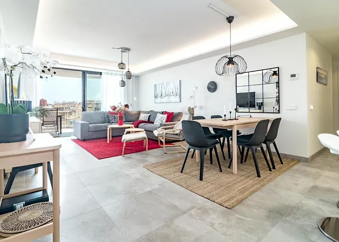 Inf4.6p - Spacious In * Estepona