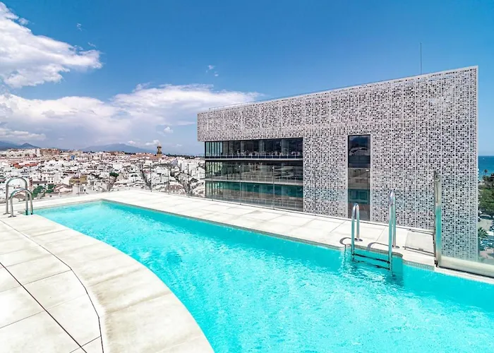 Inf4.6p - Spacious In Estepona