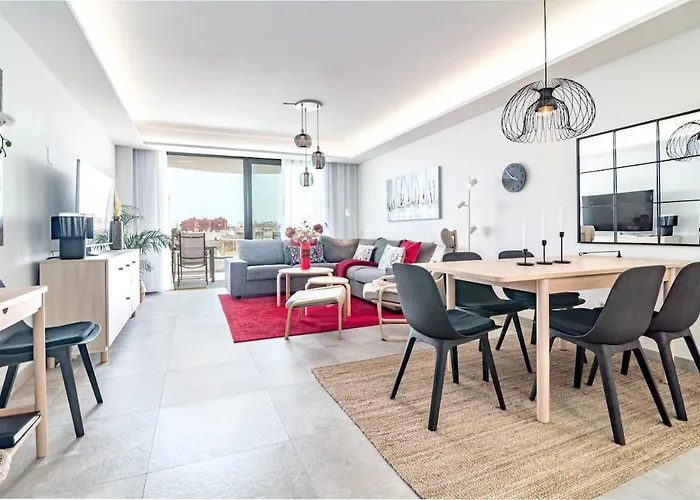 Inf4.6p - Spacious In אסטפונה