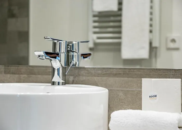 Inf4.6p - Spacious In