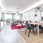 Inf4.6p - Spacious In אסטפונה