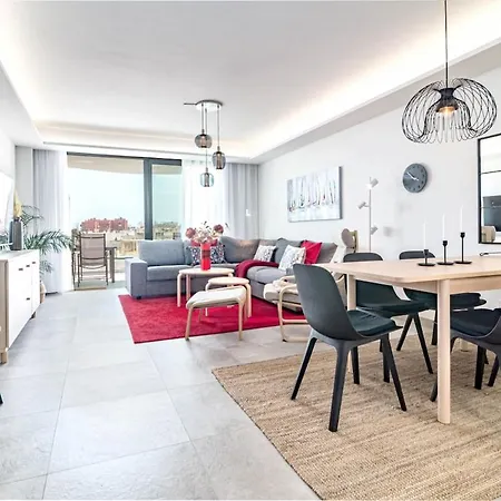 Inf4.6p - Spacious In Estepona